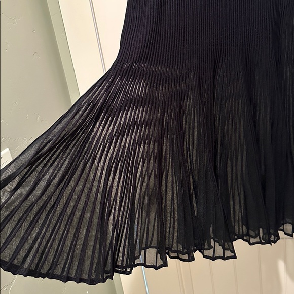 Commense Elegant Pleated Skirt - Picture 4 of 8